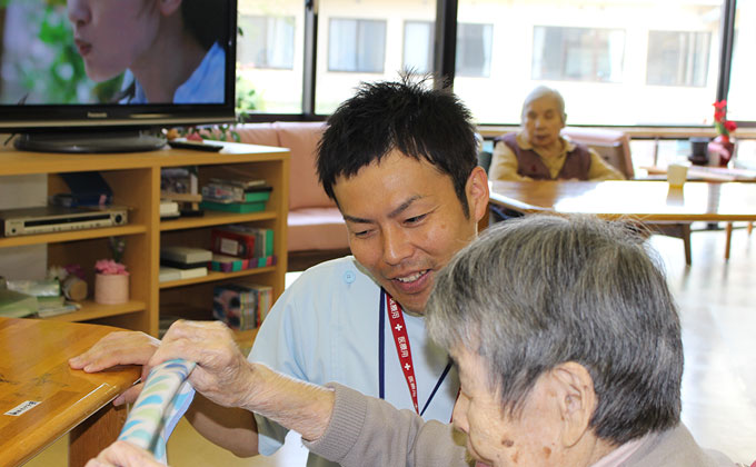 5年間新人の離職者ゼロ。「話しやすい管理職」で500人以上の介護職員をまとめる 7 fukunohito img03